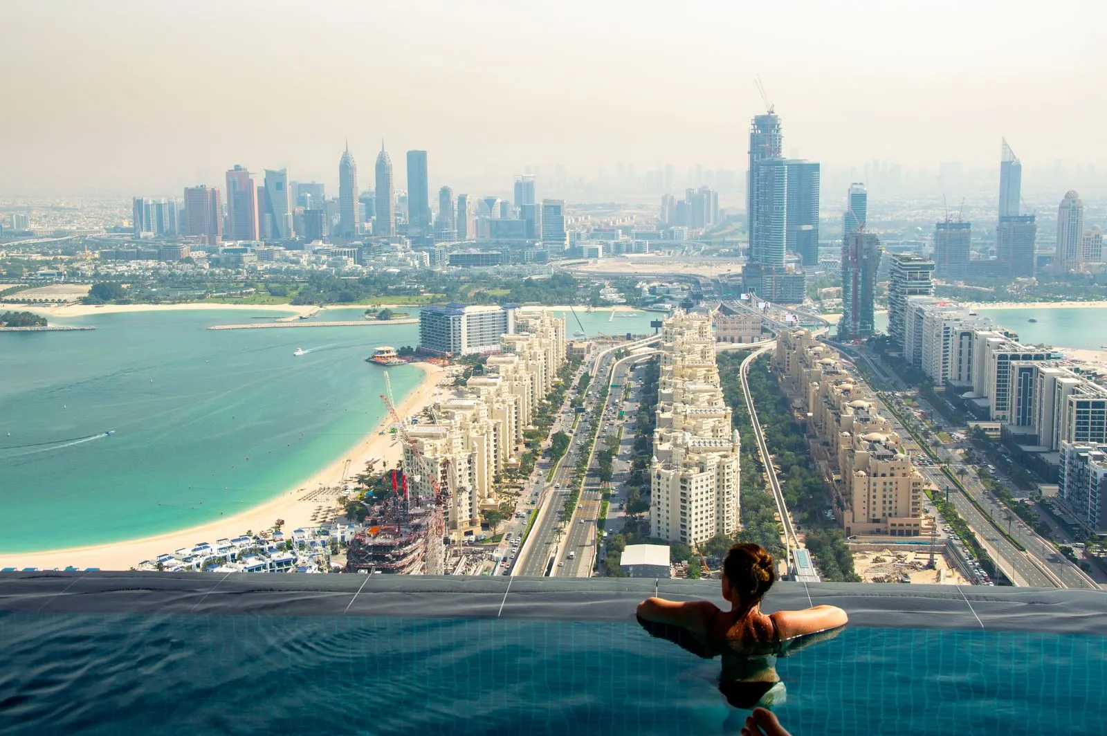 The three golden rules of accounting on a UAE bookkeeper's desk — personal, real and nominal account debit and credit rules