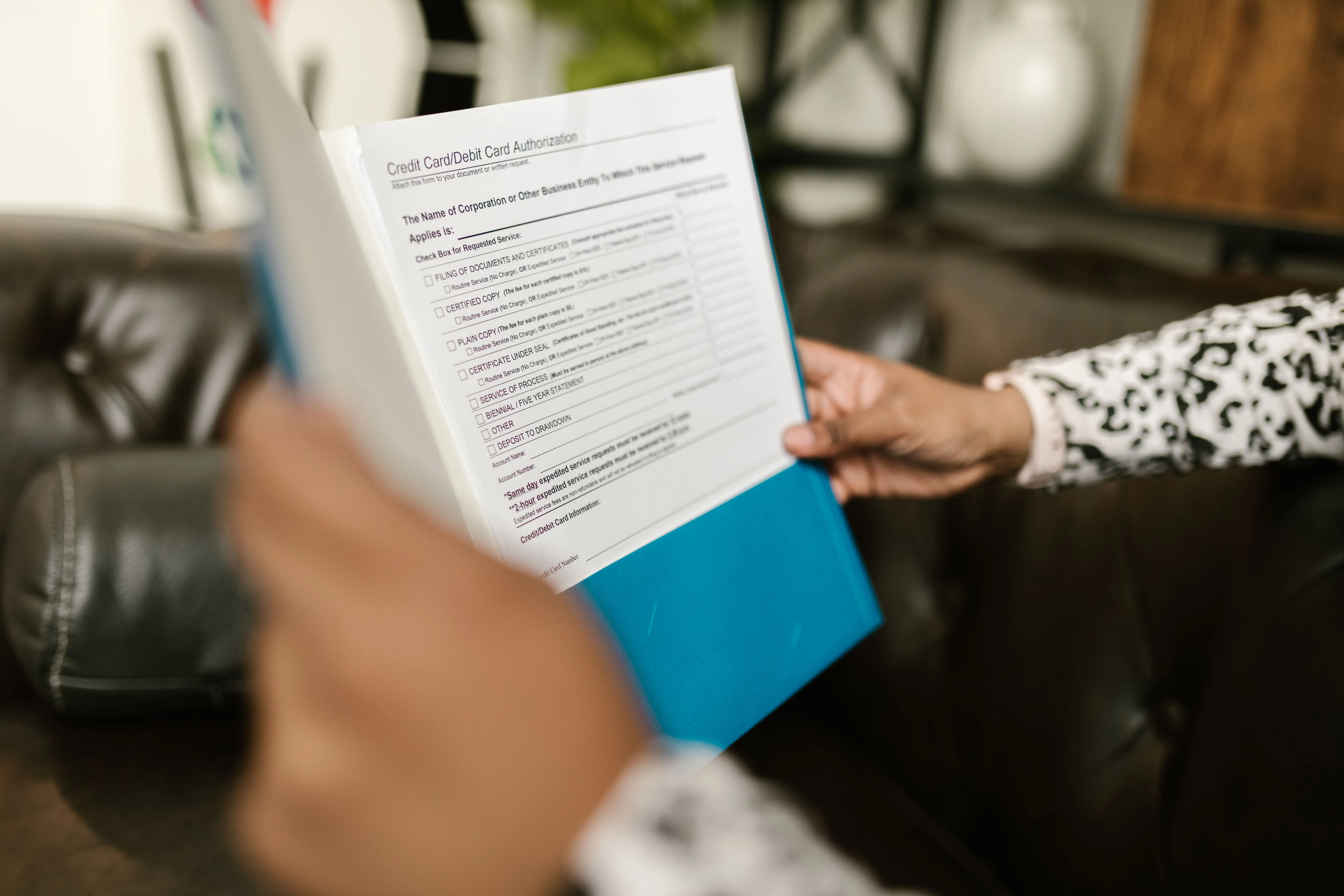 UAE business owner pulling their TRN from EmaraTax and copying it into a foreign self-certification form in the correct format