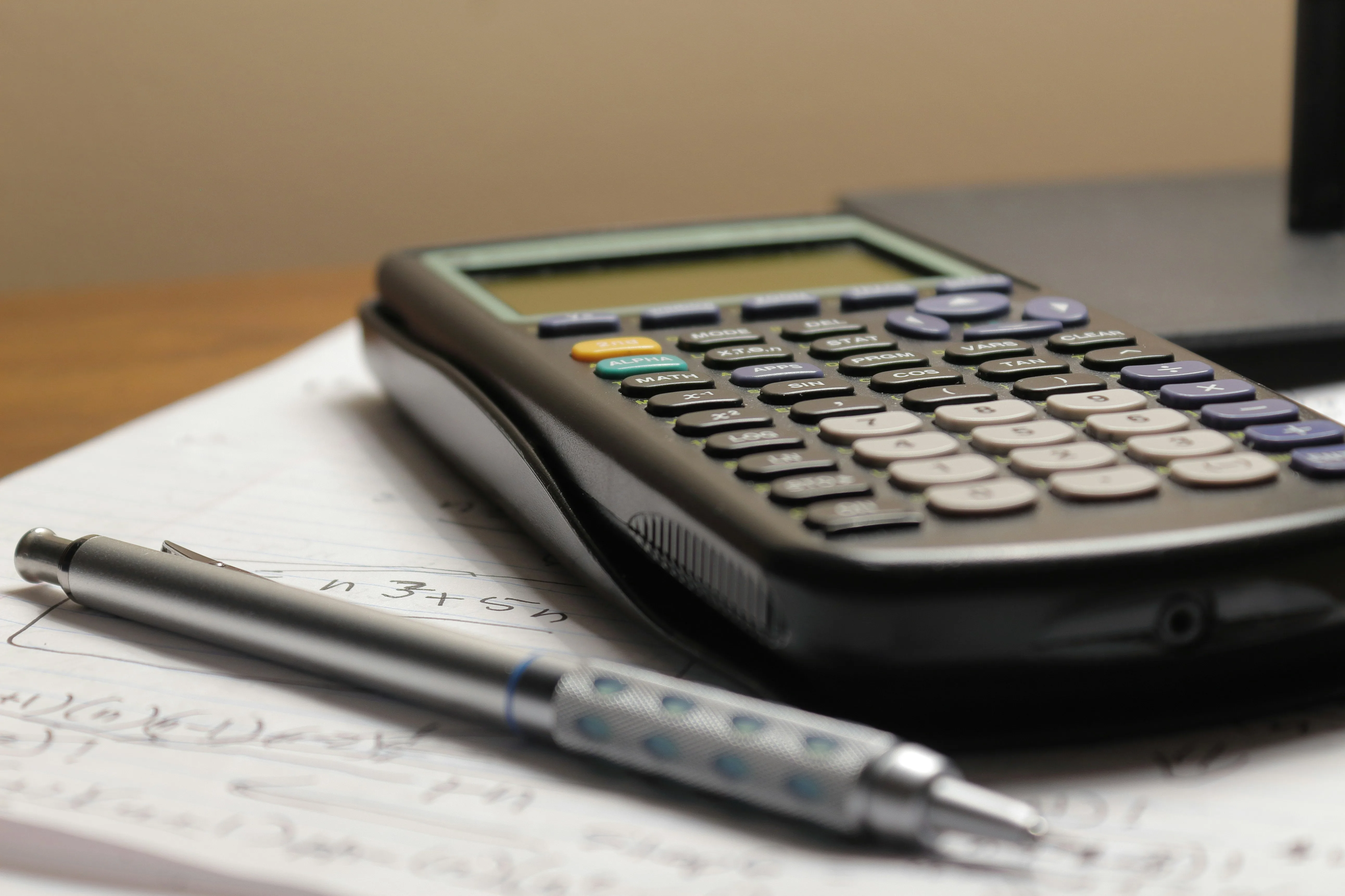 Audit firms in Abu Dhabi — requirements and selection framework for mainland, ADGM and free-zone entities