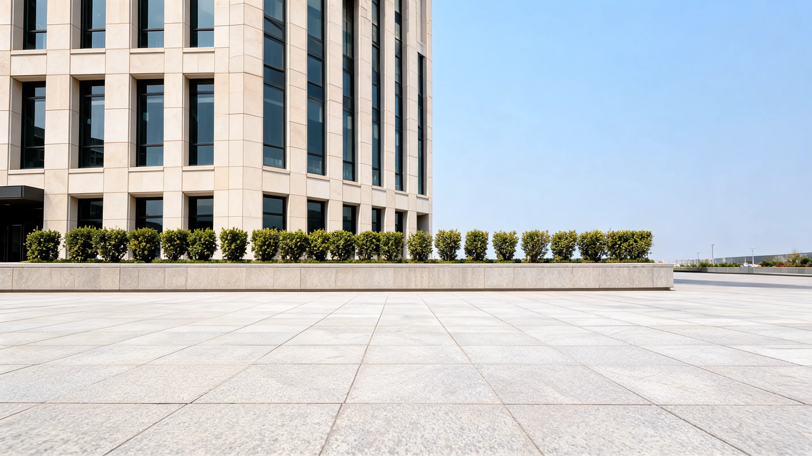 UAE free zone office forecourt, where US founders weigh free zone status against mainland incorporation