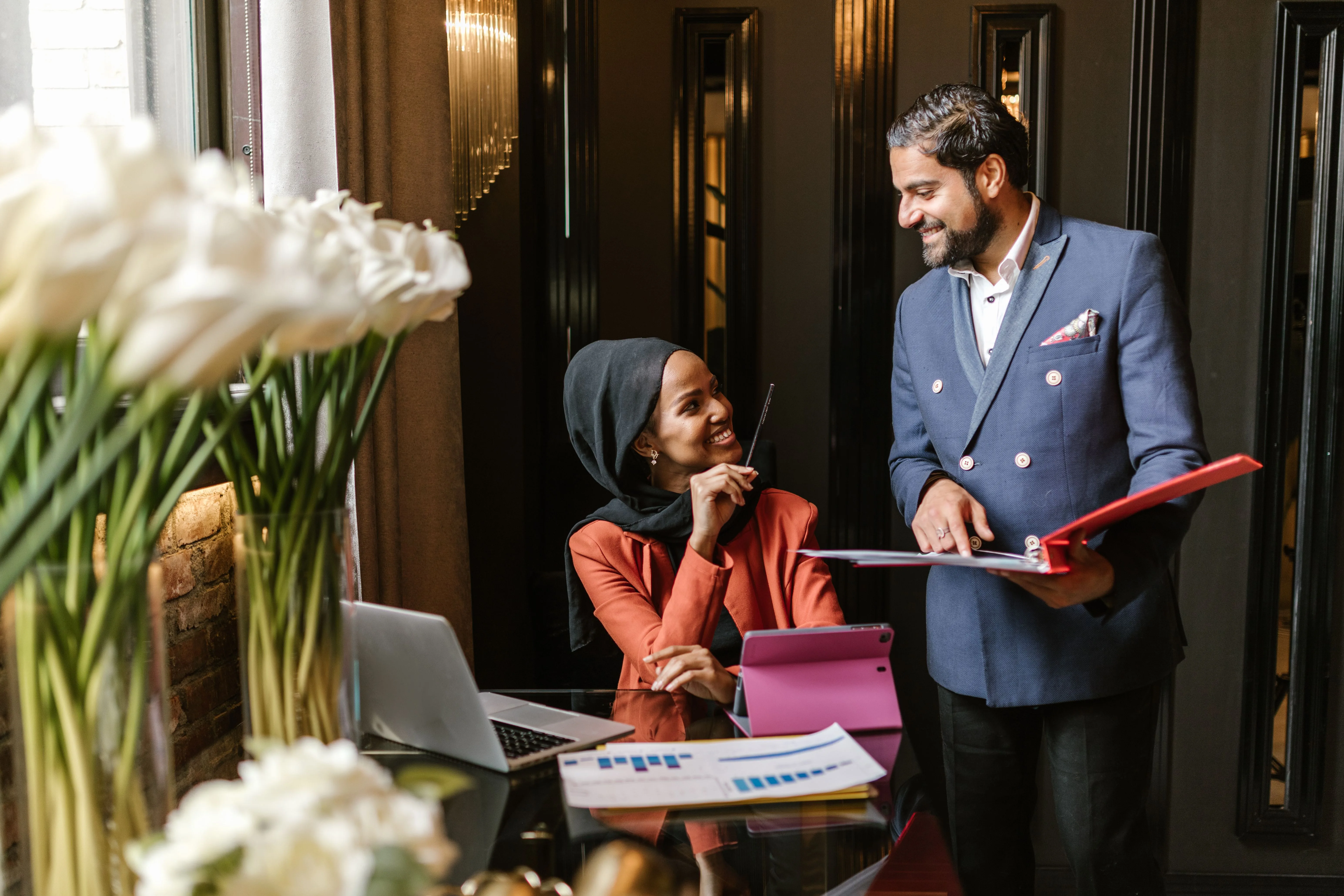 Dubai mainland company formation cost 2026 — itemised DET fees, ejari, visa and year-2 compliance projection for a mainland LLC
