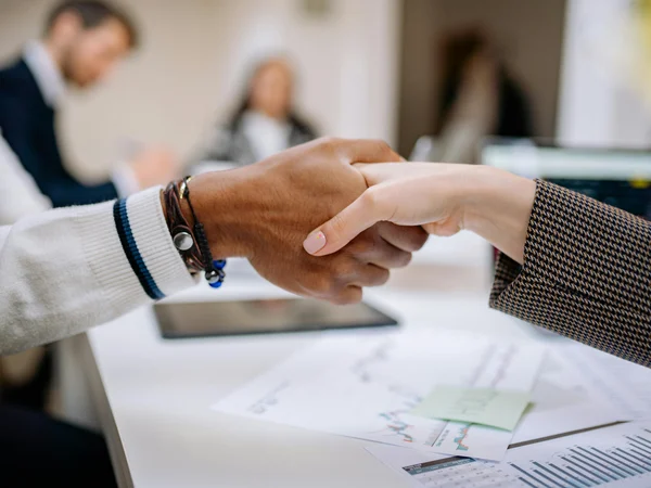 Company liquidation Dubai — mainland and free zone de-registration, final accounts and FTA VAT and corporate tax de-registration
