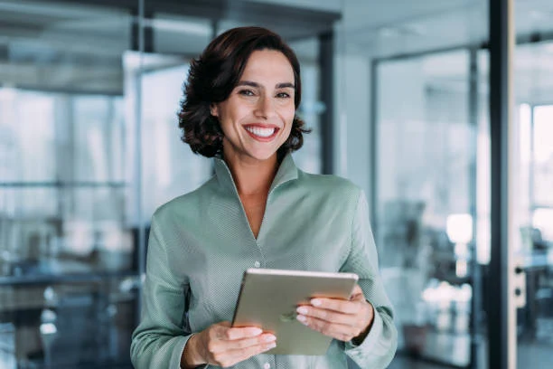 Transfer pricing documentation desk with the related-party disclosure form, Local File and Master File, benchmarking study and OECD arm's-length analysis for a UAE corporate tax engagement