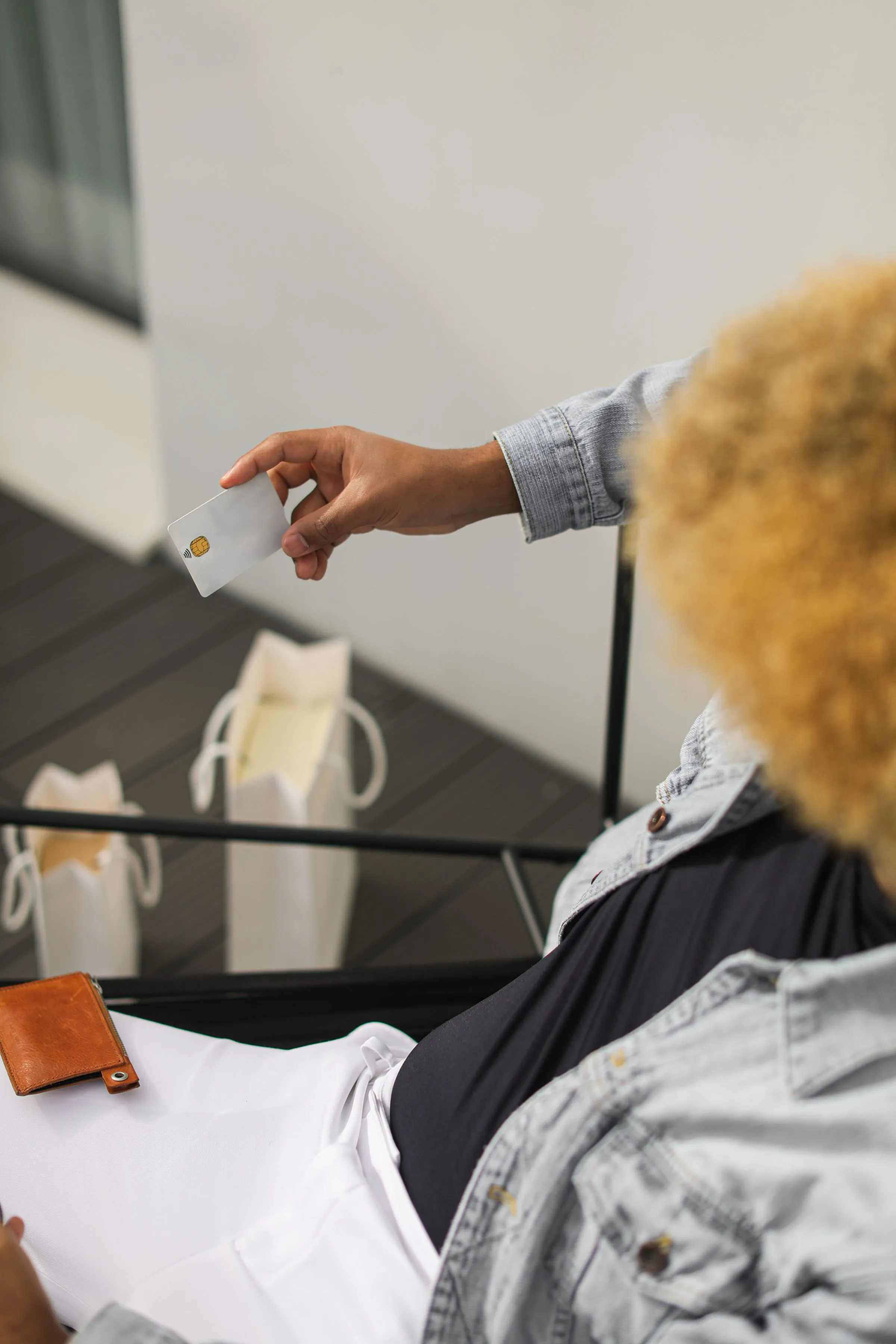Freezone visa cost and establishment card fees being added to a Dubai free zone licence budget with an accounting advisor