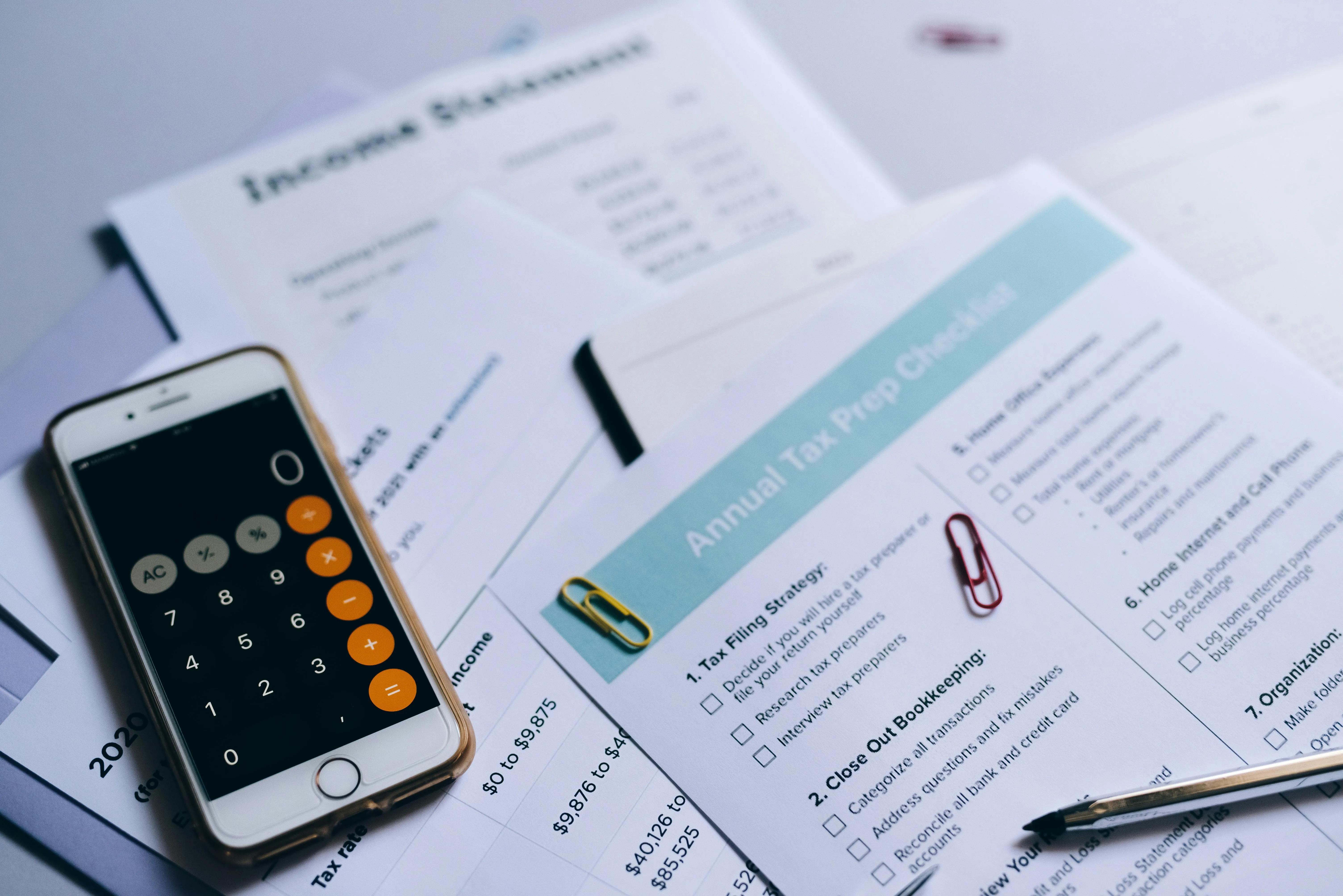 Common Bookkeeping Mistakes Dubai Businesses Make — and How to Fix Them — Compliance guidance for UAE businesses