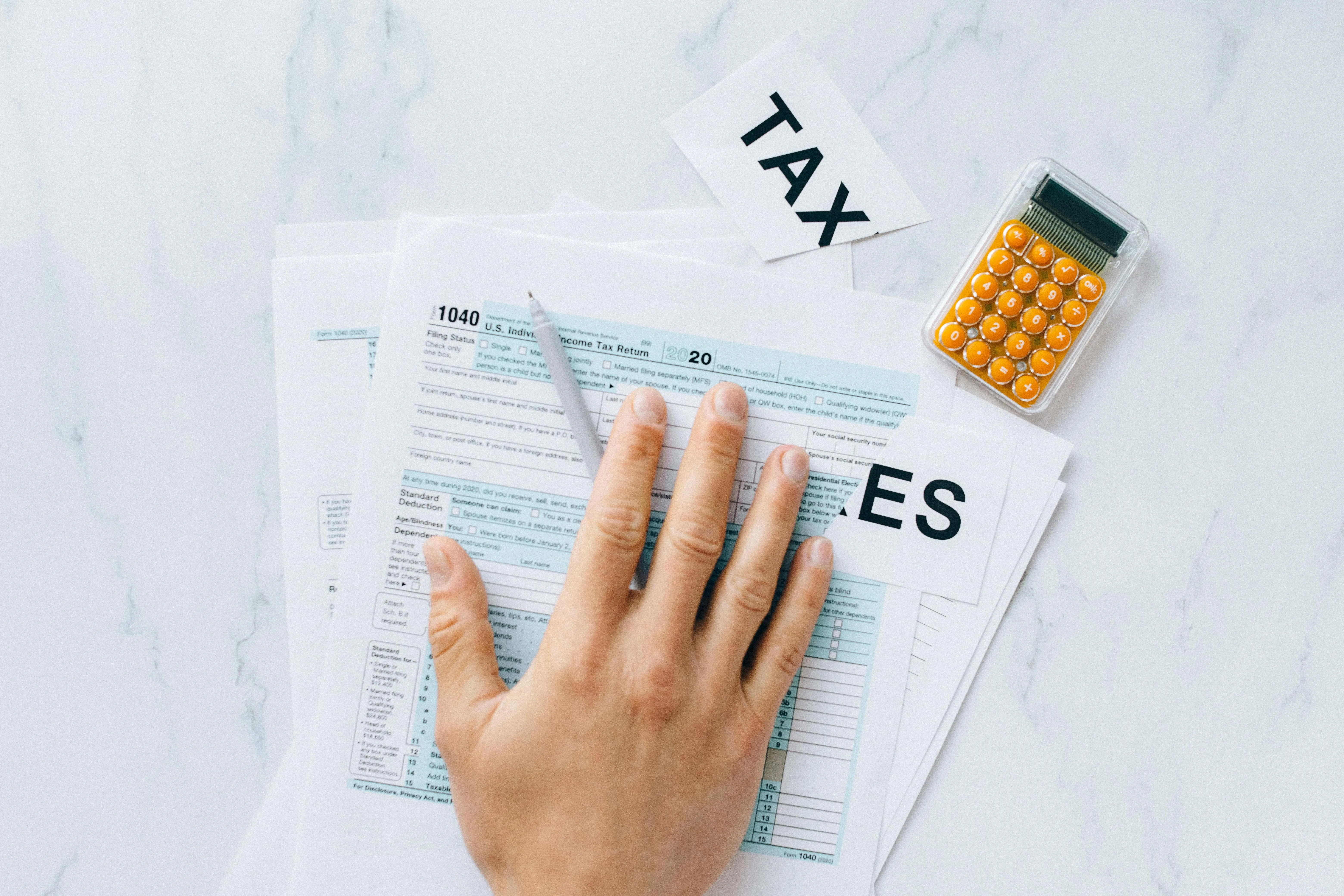 Credit note UAE VAT format — FTA mandatory fields, 14-day rule and VAT-201 output tax adjustment