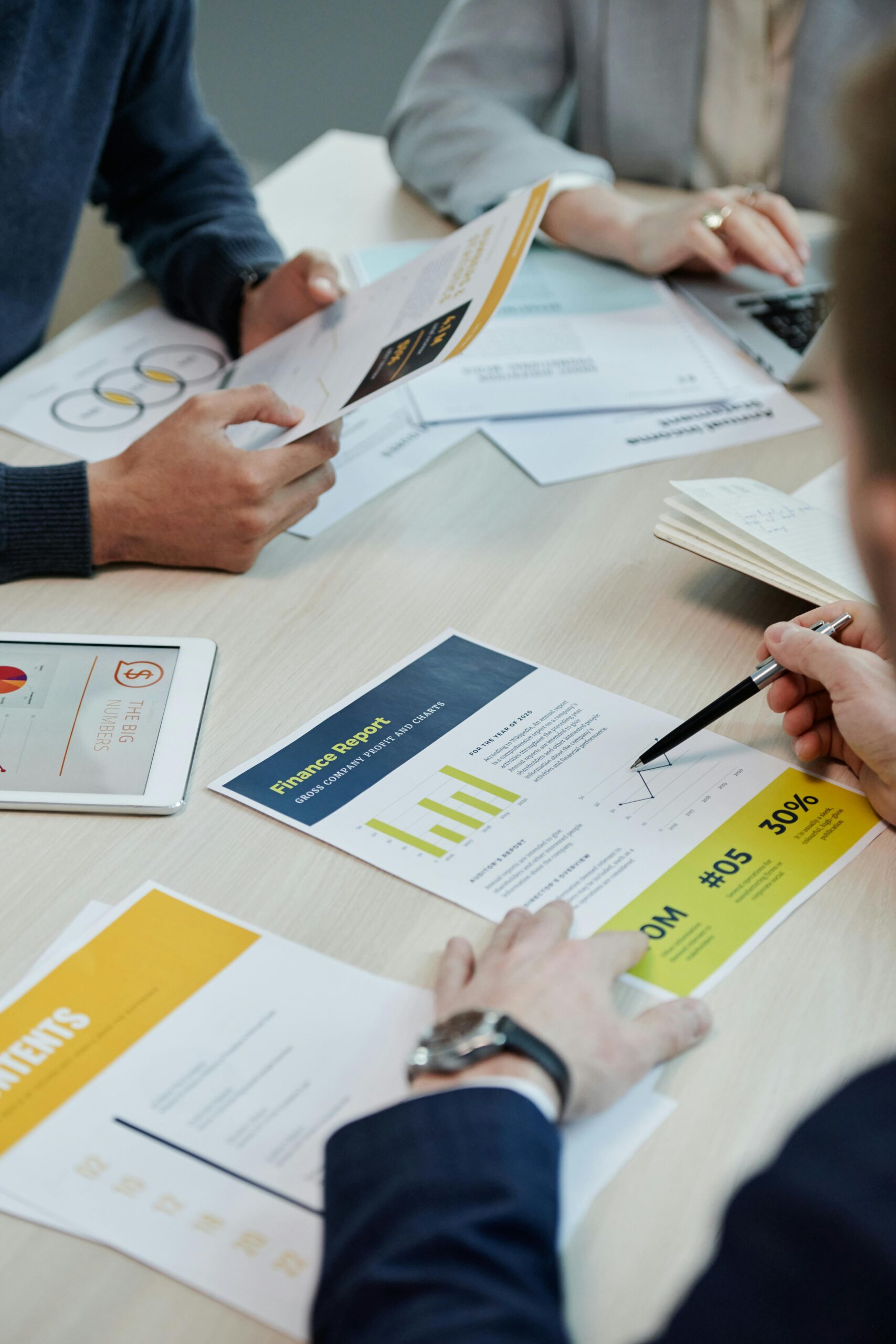FTA Tax Audit UAE document review session for Dubai business compliance team